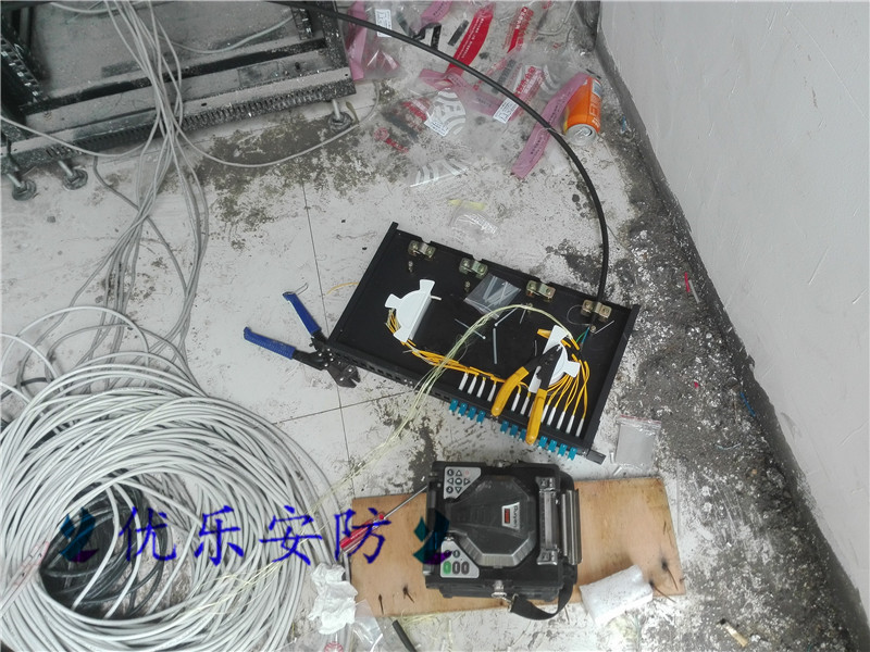 杭州湾新区中孚毛绒办公网络光纤熔接